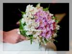 svatební kytice, květiny: alstromerie a chryzantémy
