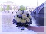 svatební kytice pro nevěstu, květiny: bílé růže