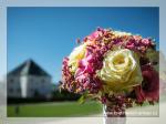 svatební kytice pro nevěstu, květiny: růže a eustomy