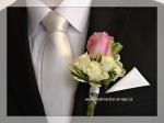 korsáž do klopy pro ženicha, bílé a růžové růže